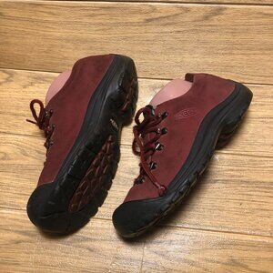 Keen Women's Burgundy and Black Athletic Shoes
